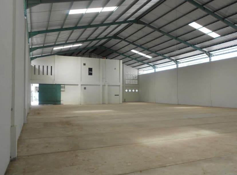 Spesialis Pembangunan Gudang